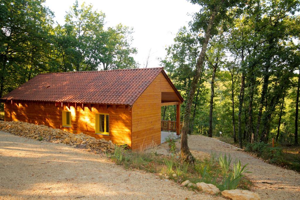 Le Village Enchanteur La Chapelle-Aubareil Exteriör bild