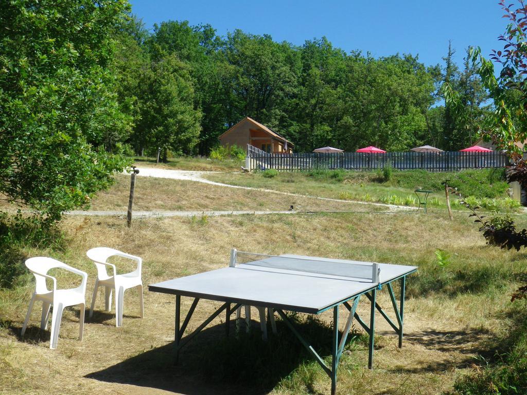 Le Village Enchanteur La Chapelle-Aubareil Exteriör bild