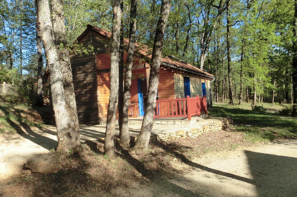 Le Village Enchanteur La Chapelle-Aubareil Exteriör bild