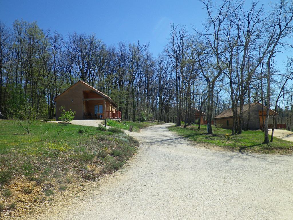 Le Village Enchanteur La Chapelle-Aubareil Exteriör bild